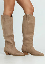 Helix Boots - Fawn Suede