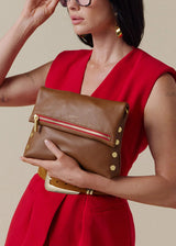 HAMMITT | VIP Mobile Med - Mahogany Pebble