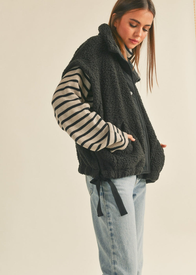Teddy Utility Vest Jacket - Black