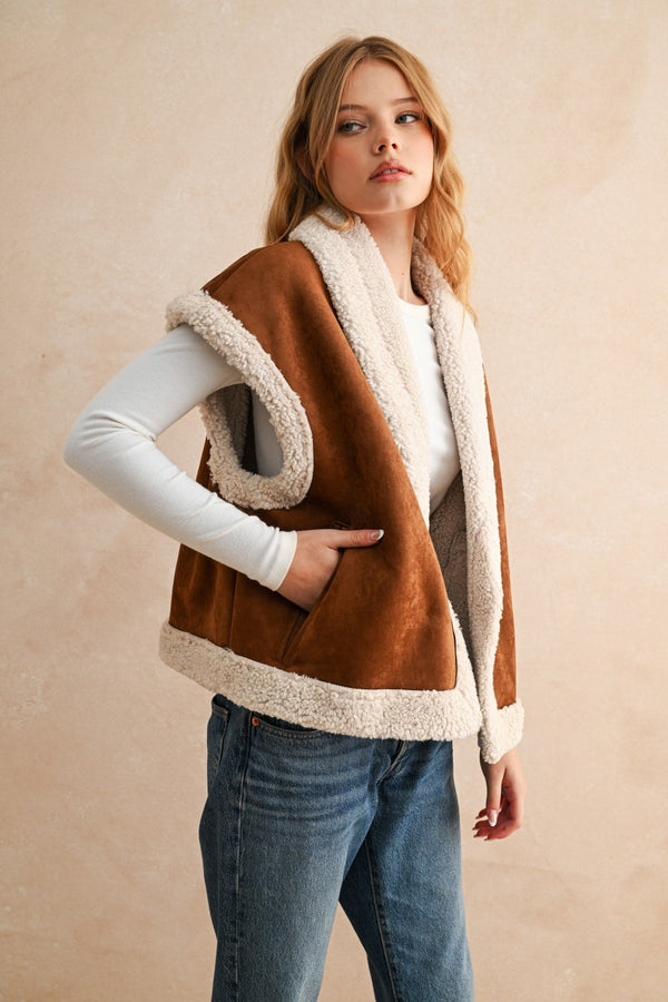Cowboy Sherpa Contrast Vest - Brown