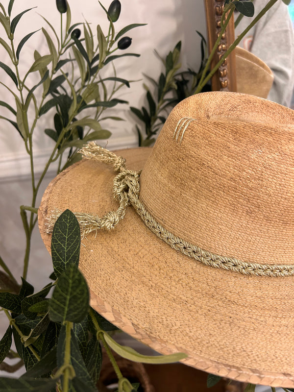 Tipsy Threads | Gold Braid