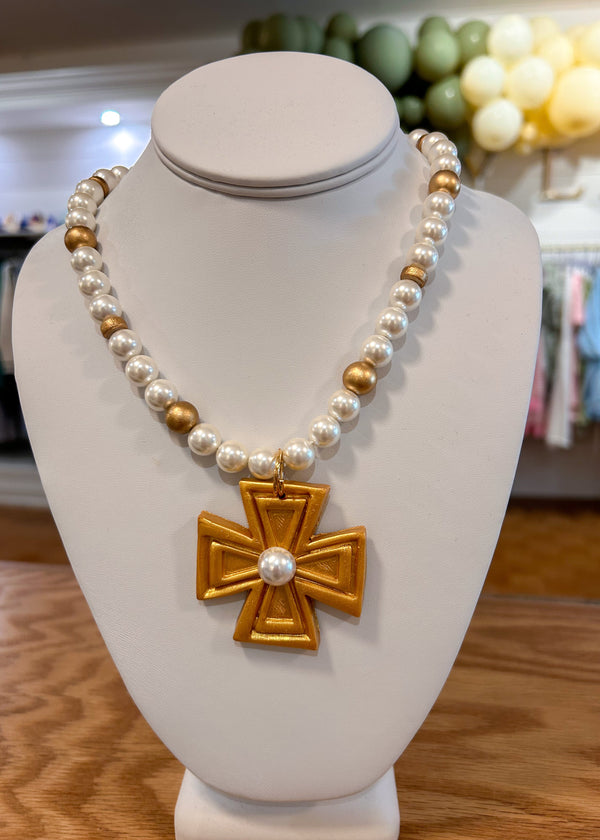 Hidden Truth | Fresh Water Pearls with Pearl Anna Cross
