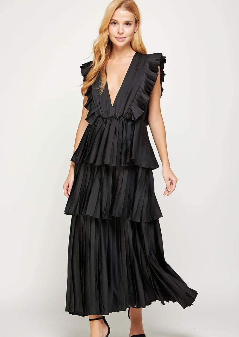 SLEEVELESS PLEATED MAXI DRESS