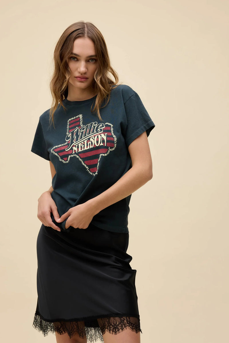 Daydreamer | Willie Nelson Texas Stripes Tour Tee - Vintage Black