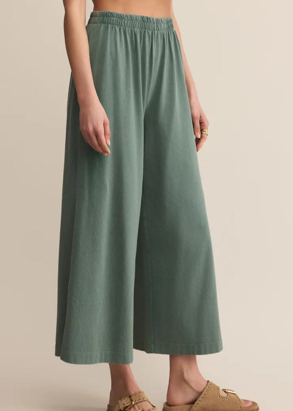 Z Supply | Scout Jersey Crop Flare Pant - Hunter Green