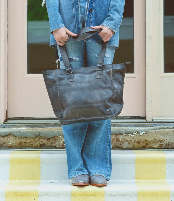 BEDSTU | Celindra LTC - Black Rustic