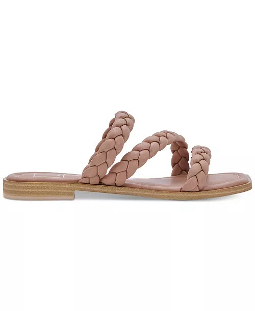 Dolce Vita: Iman Sandals Cafe
