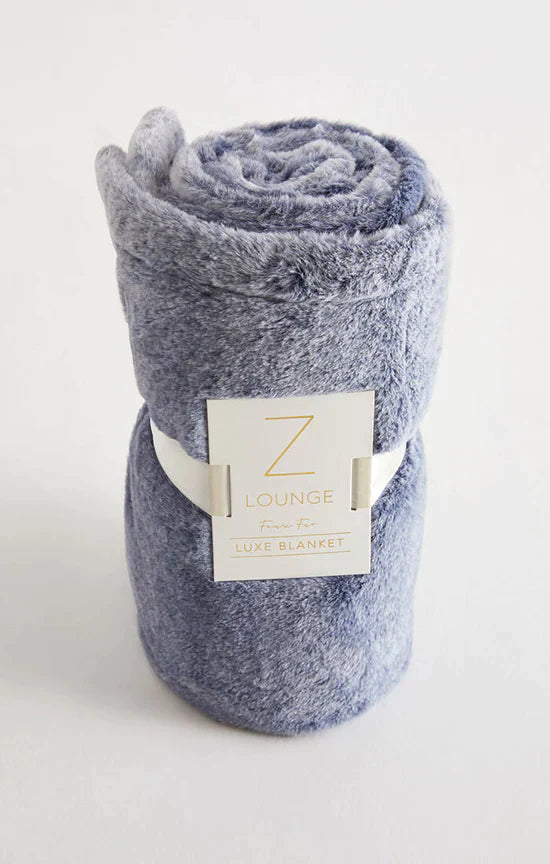 Z Supply: Faux Fur Luxe Blanket